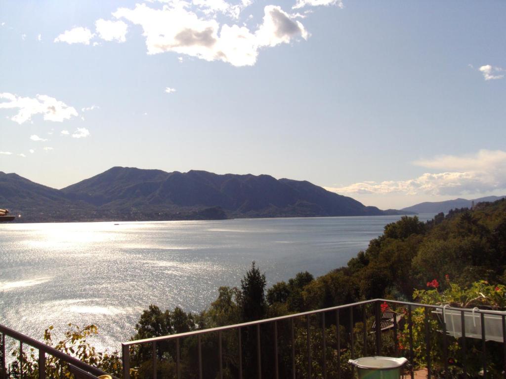 Casale Fe-Wo - Appartamenti Con Vista Lago Cannero Riviera Phòng bức ảnh