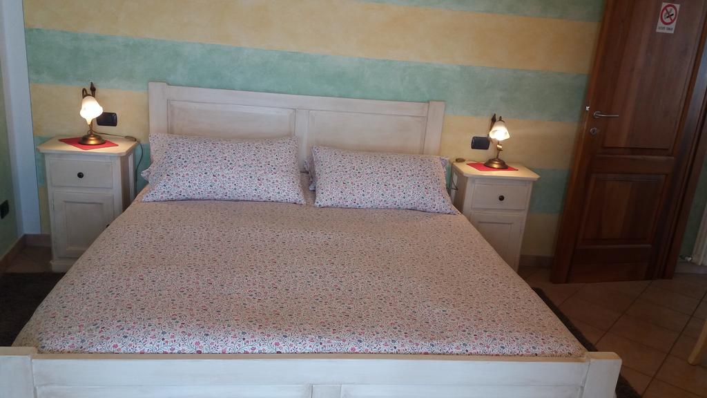 Casale Fe-Wo - Appartamenti Con Vista Lago Cannero Riviera Ngoại thất bức ảnh